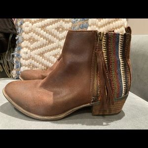 Brown western bootie w fringe and Aztec print